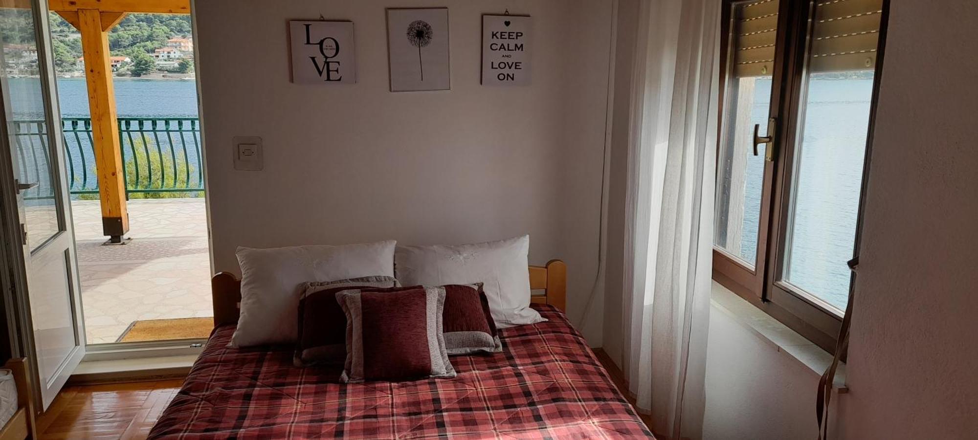 Direkt Na Moru - Bungalov Apartment Sibenik Ngoại thất bức ảnh